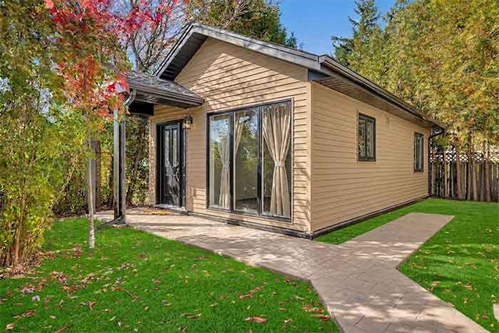 Tiny home or ADU in Amherstburg